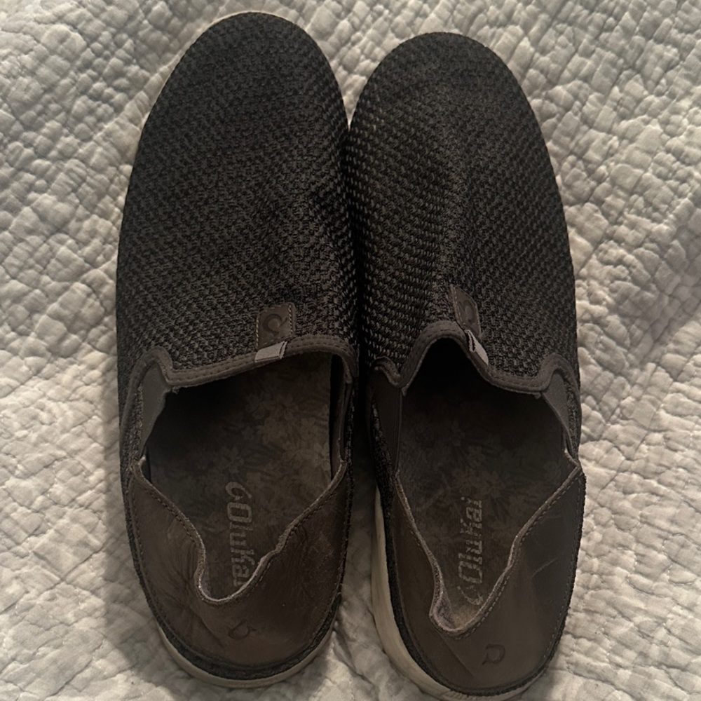 OluKai Men's Charcoal Slip-On Loafers Size 11